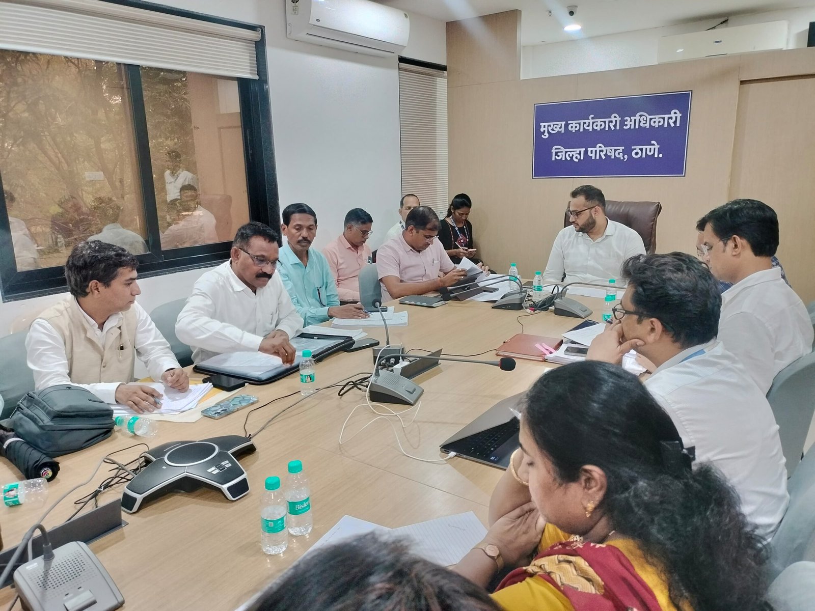 ठाणेतील १४ अधिकारी-कर्मचाऱ्यांना पदोन्नती, दिव्यांग आरक्षणातूनही ५ कर्मचाऱ्यांना पदोन्नतीचा लाभ; जबाबदारीने व प्रामाणिकपणे कार्य करण्याचे मुख्य कार्यकारी अधिकारी रणजित यादव यांचे आवाहन!