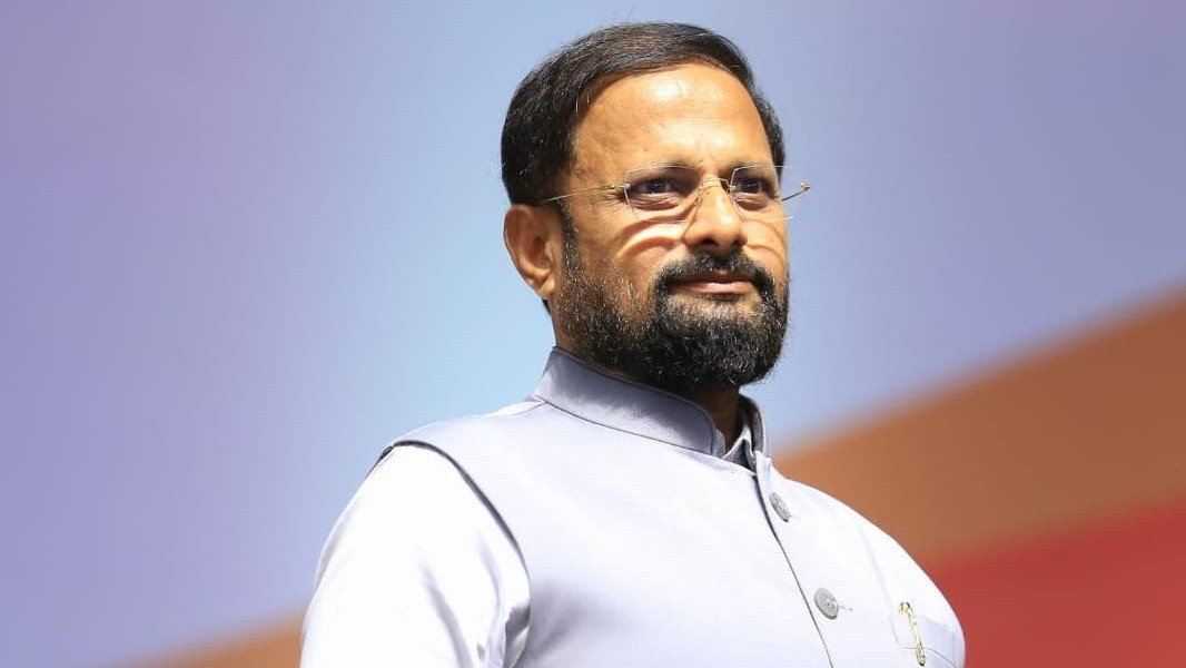 Thane: उद्धव ठाकरेंना मुख्यमंत्रीपदावरुन दूर करण्यासाठी राऊतांचे षडयंत्र;  शिवसेना खासदार नरेश म्हस्के यांचा गौप्यस्फोट…राज्यसभेच्या उमेदवारीच्या वेळी रश्मी ठाकरेंबाबत राऊतांची शिवीगाळ… एकनाथ शिंदेंविरोधात एकतरी पत्र दाखवा, अन्यथा खासदारकीचा राजीनामा द्या!