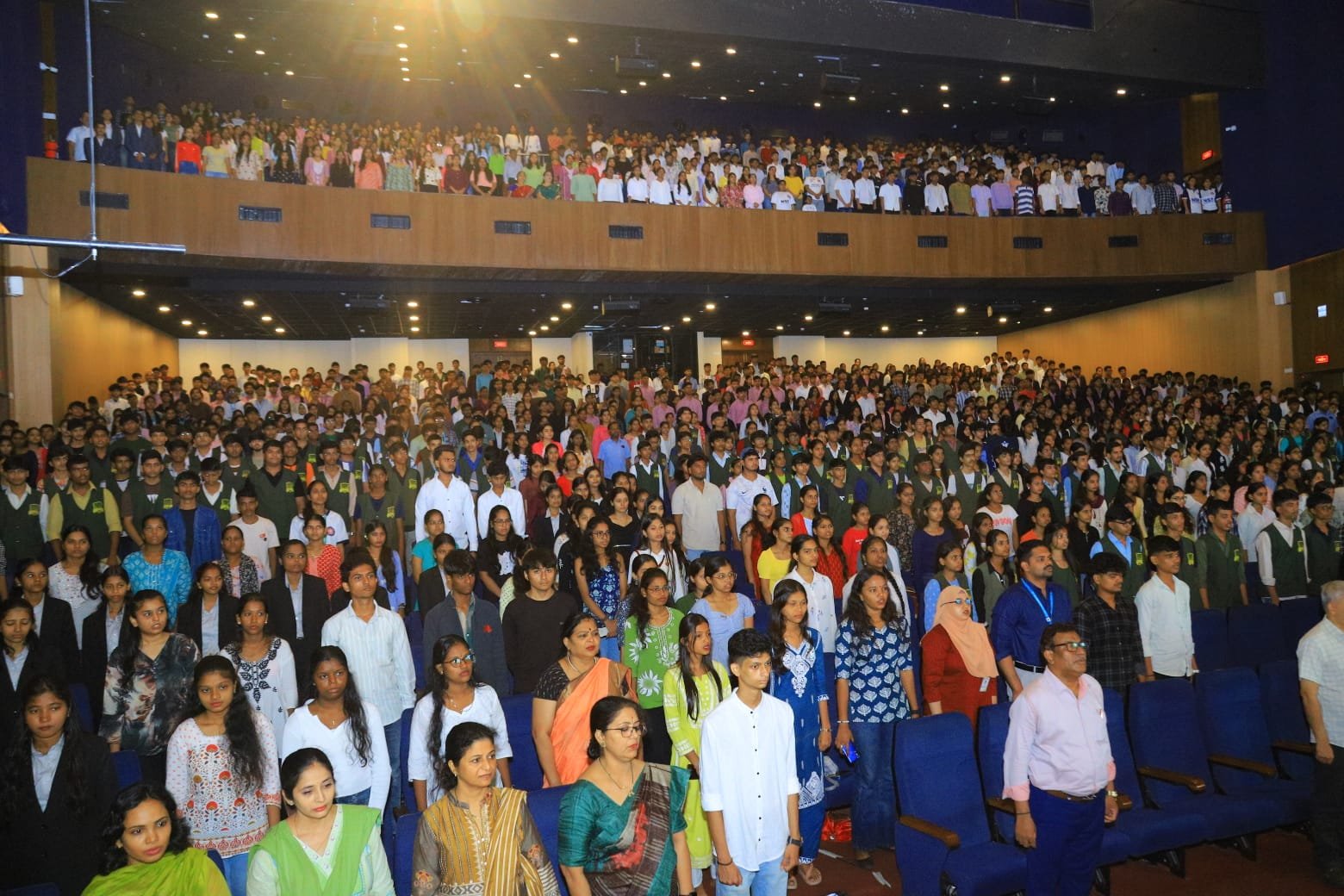 Thane: तरुणांची ऊर्जा, देशप्रेम आणि ‘Gen Z’ चा हुंकार. गडकरी रंगायतन येथे कर्मवीर भाऊराव पाटील महाविद्यालयातर्फे ‘I am Responsible Gen Z’ या उपक्रमाला उदंड प्रतिसाद!