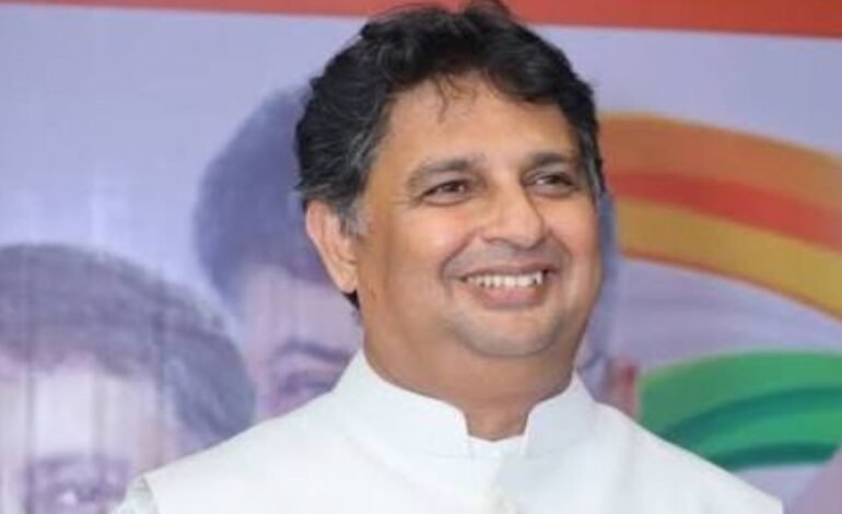 Thane – क्लस्टरला विरोध नाही; पण, पाच पट वाढणाऱ्या लोकसंख्येला पाण्यासह इतर सुविधा कशा देणार?मनोज प्रधान यांचा सवाल!