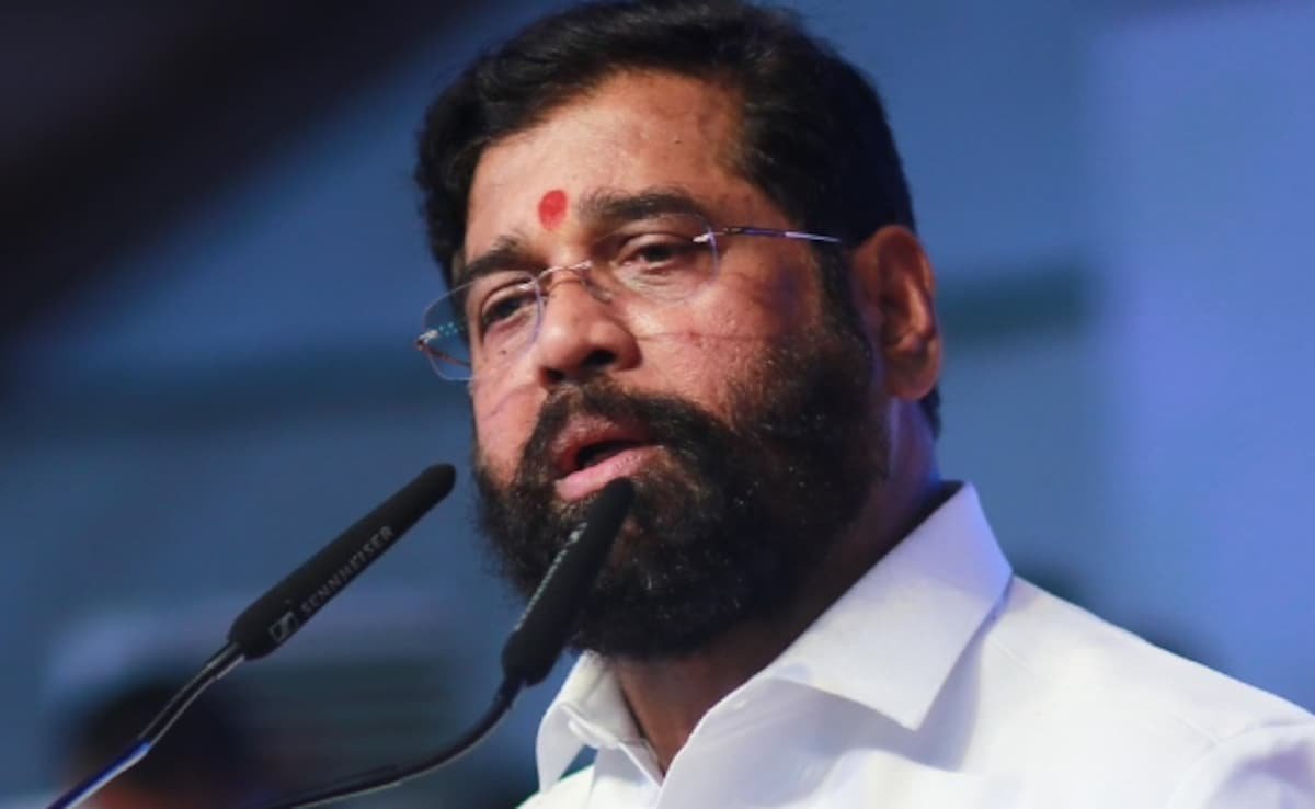 Thane: गणेशोत्सवातून समाजप्रबोधनाची परंपरा जपणारा आनंद दिघेंचा वारसा ३७ वर्षांनंतरही कायम  – एकनाथ शिंदे…ठाण्यातील गणेश दर्शन स्पर्धेचा पुरस्कार वितरण सोहळा उपमुख्यमंत्री एकनाथ शिंदे यांच्या हस्ते संपन्न…गणेश दर्शन स्पर्धेतून सामाजिक बांधिलकी, जनजागृती आणि तरुणांच्या कल्पकतेला प्रोत्साहन!