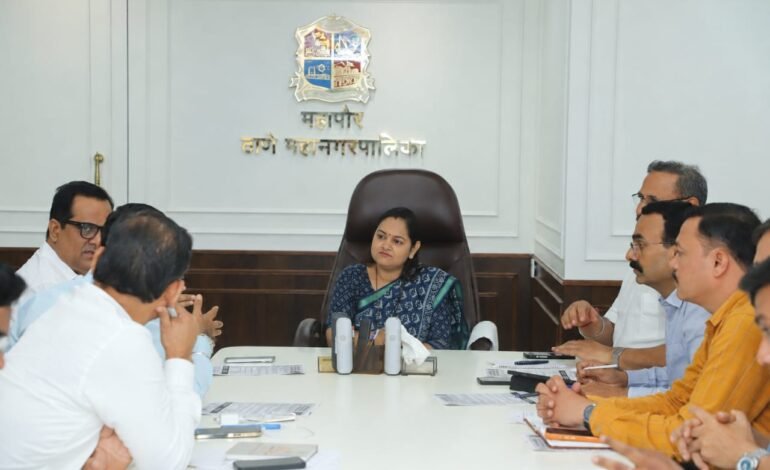 Thane: गणेशोत्सवाच्या पार्श्वभूमीवर सर्व यंत्रणांनी समन्वय साधून काम करावे –  महापौर शर्मिला पिंपळोलकर!