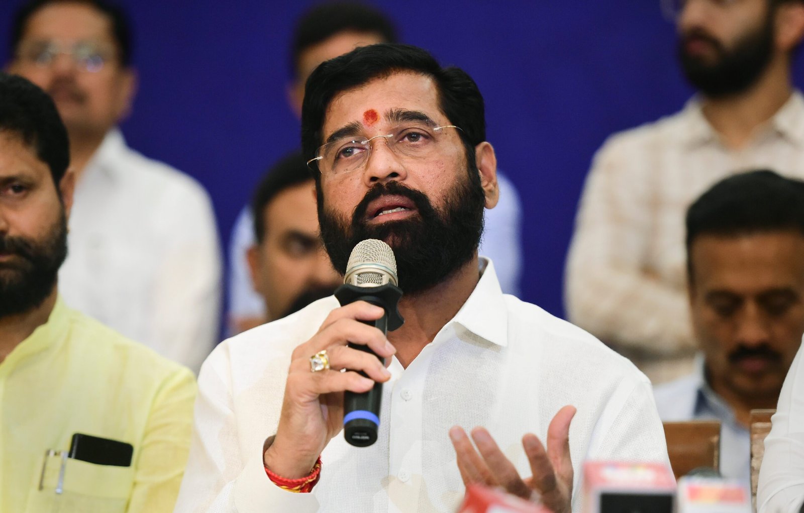Delhi: आम्ही दुसऱ्या पक्षात गेलो नाही;आम्ही शिवसेनेतच आहोत’…उपमुख्यमंत्री एकनाथ शिंदेंचा उबाठा गटावर घणाघात!